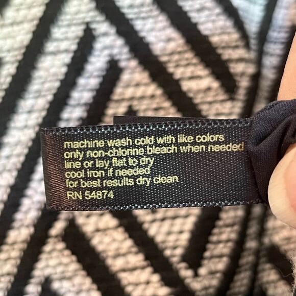 Outback Red Dress - Picture 9 of 12